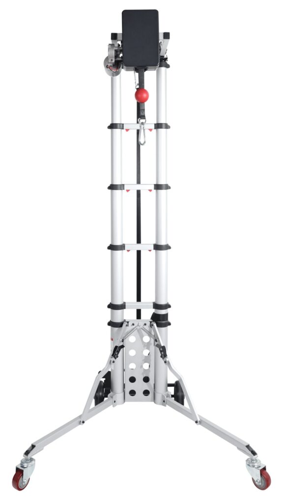 Porto Mobility Stron lift front view with the mast extended